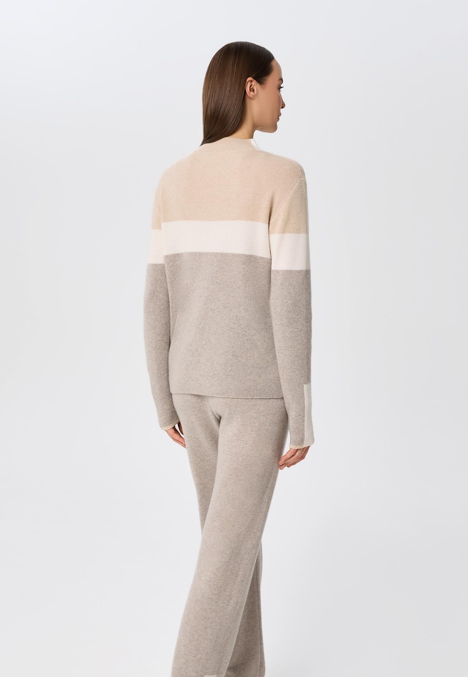 Светр в рубчик із кашеміру